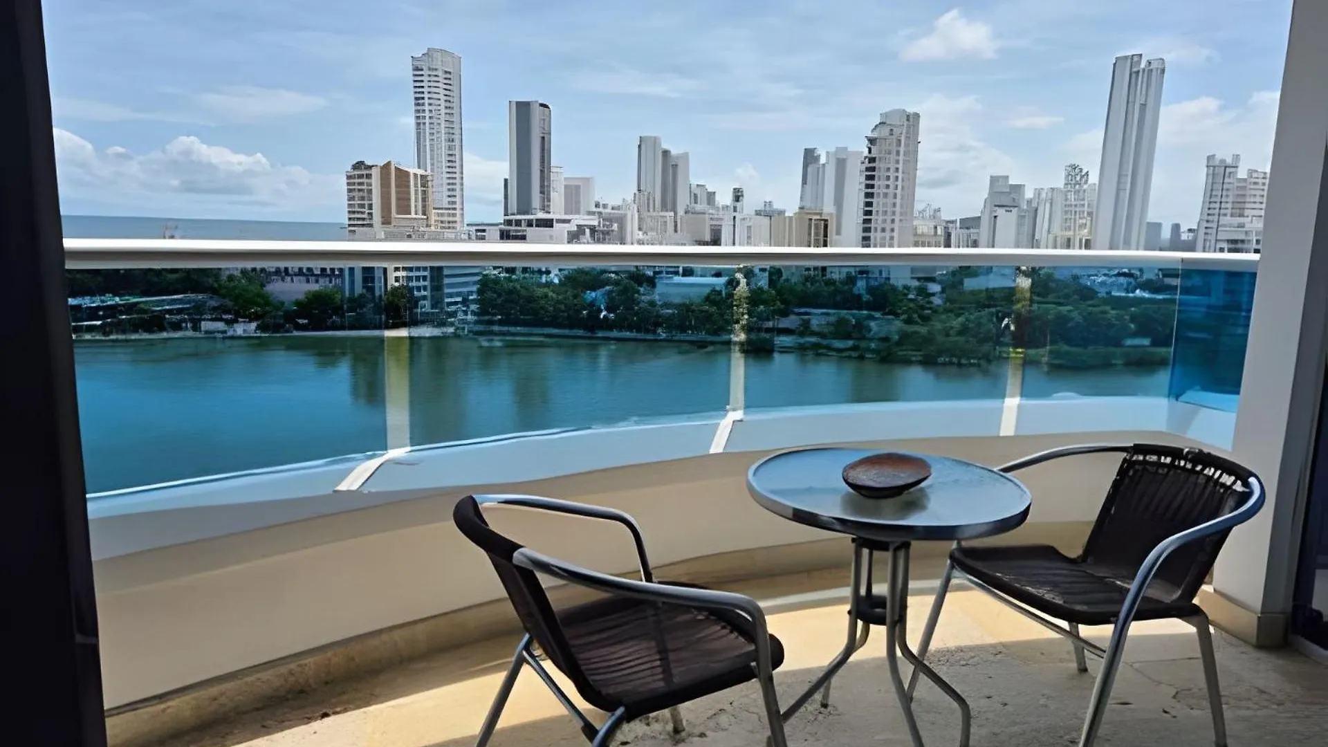 1003 Mirador Del Laguito. 2 Hab Apartment Cartagena